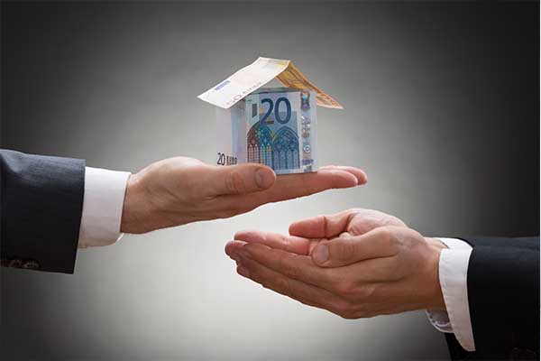 Convenient loan facility in real estate market now a days